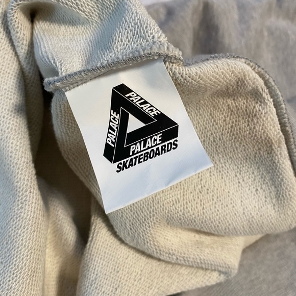 Palace Chilly Duck Out Drop Shoulder Crewneck - Picture 9 of 10